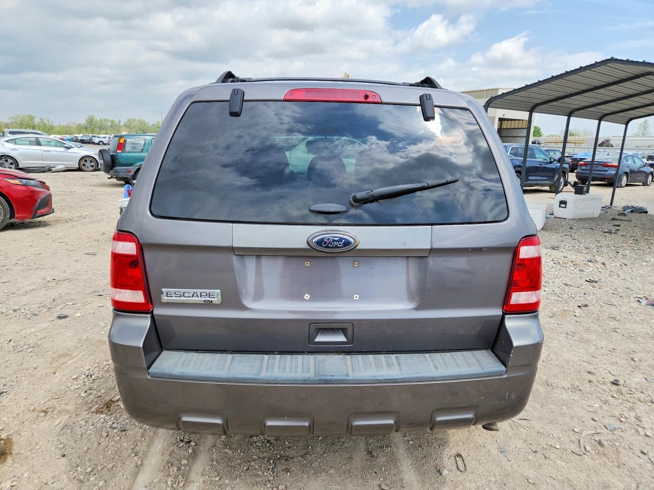 2011 Ford Escape Xlt - Фото 6