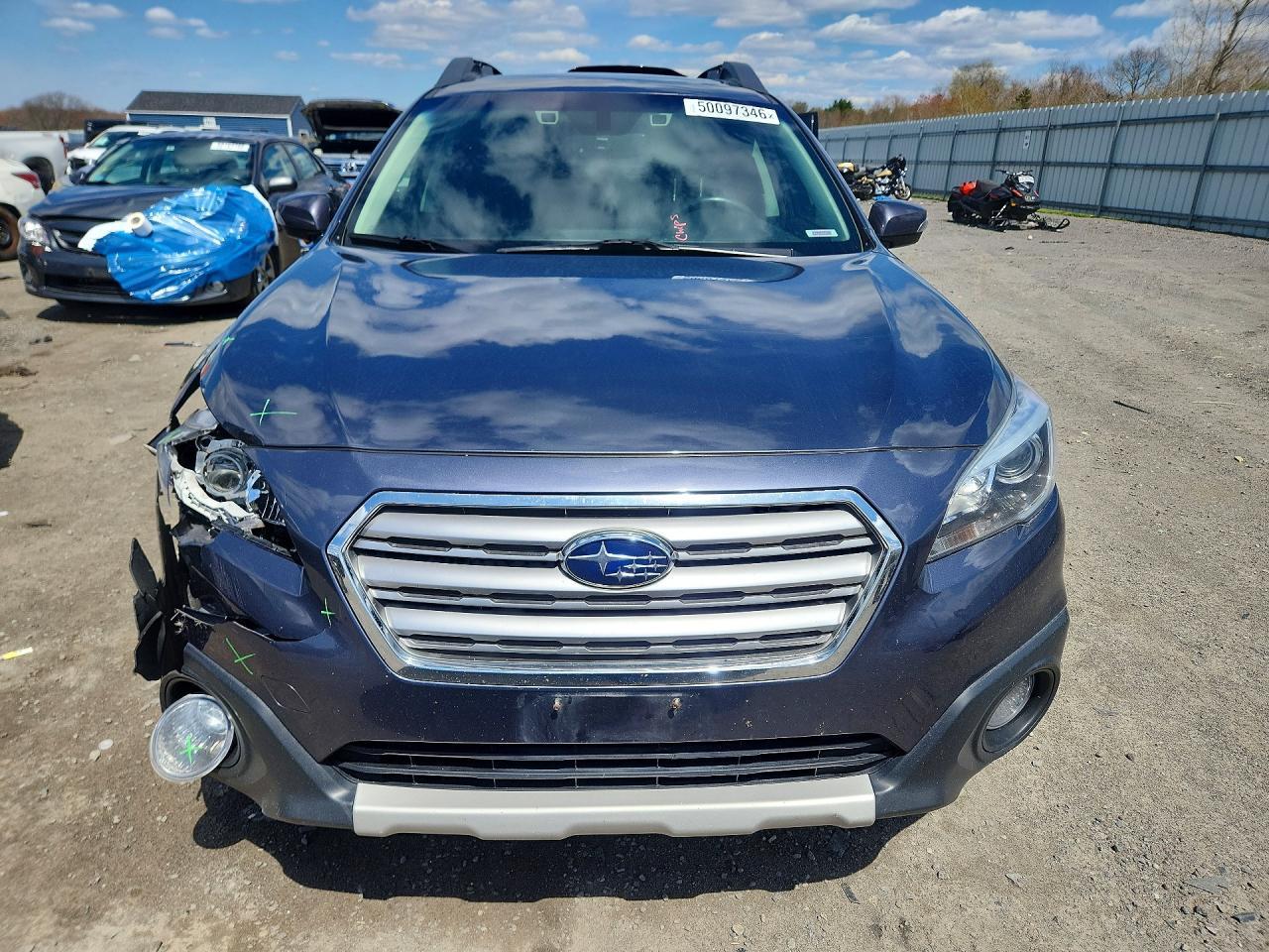 2017 Subaru Outback 3.6R Limited - Image 5
