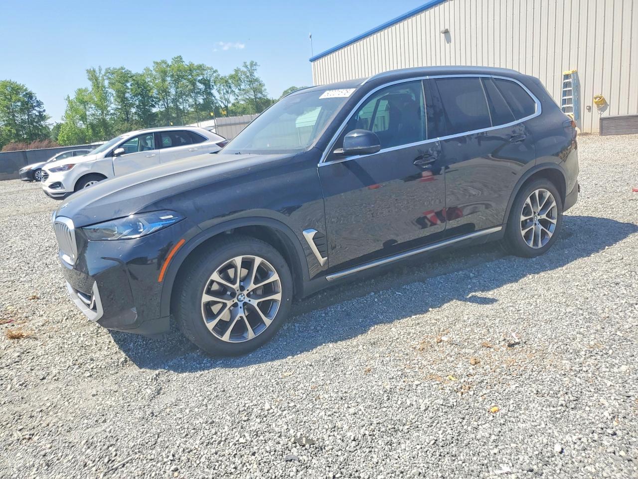 2024 BMW X5 xDrive40I