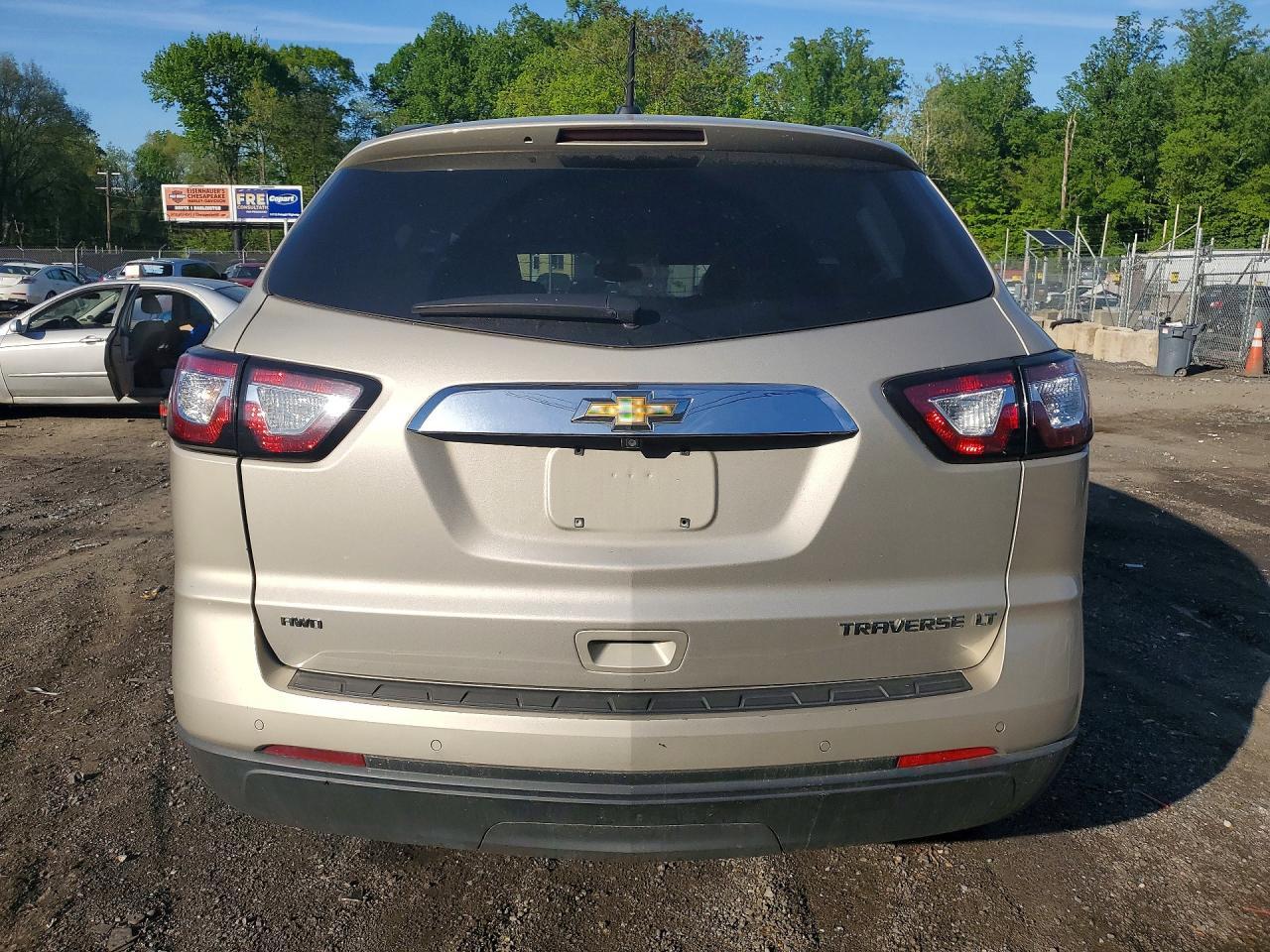 2016 Chevrolet Traverse Lt - Фото 6