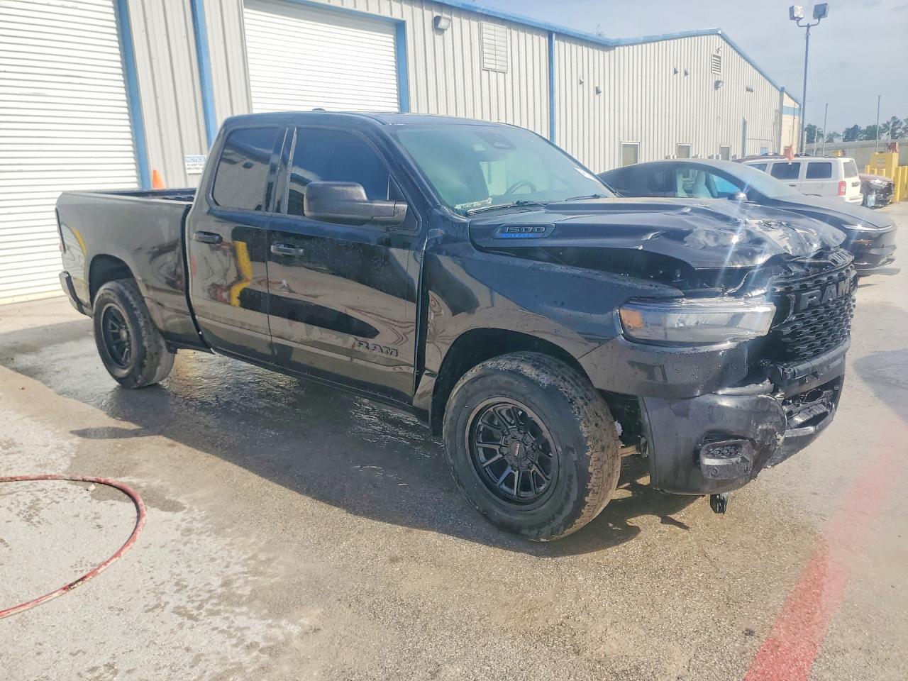 2025 Ram 1500 Tradesman - Фото 4