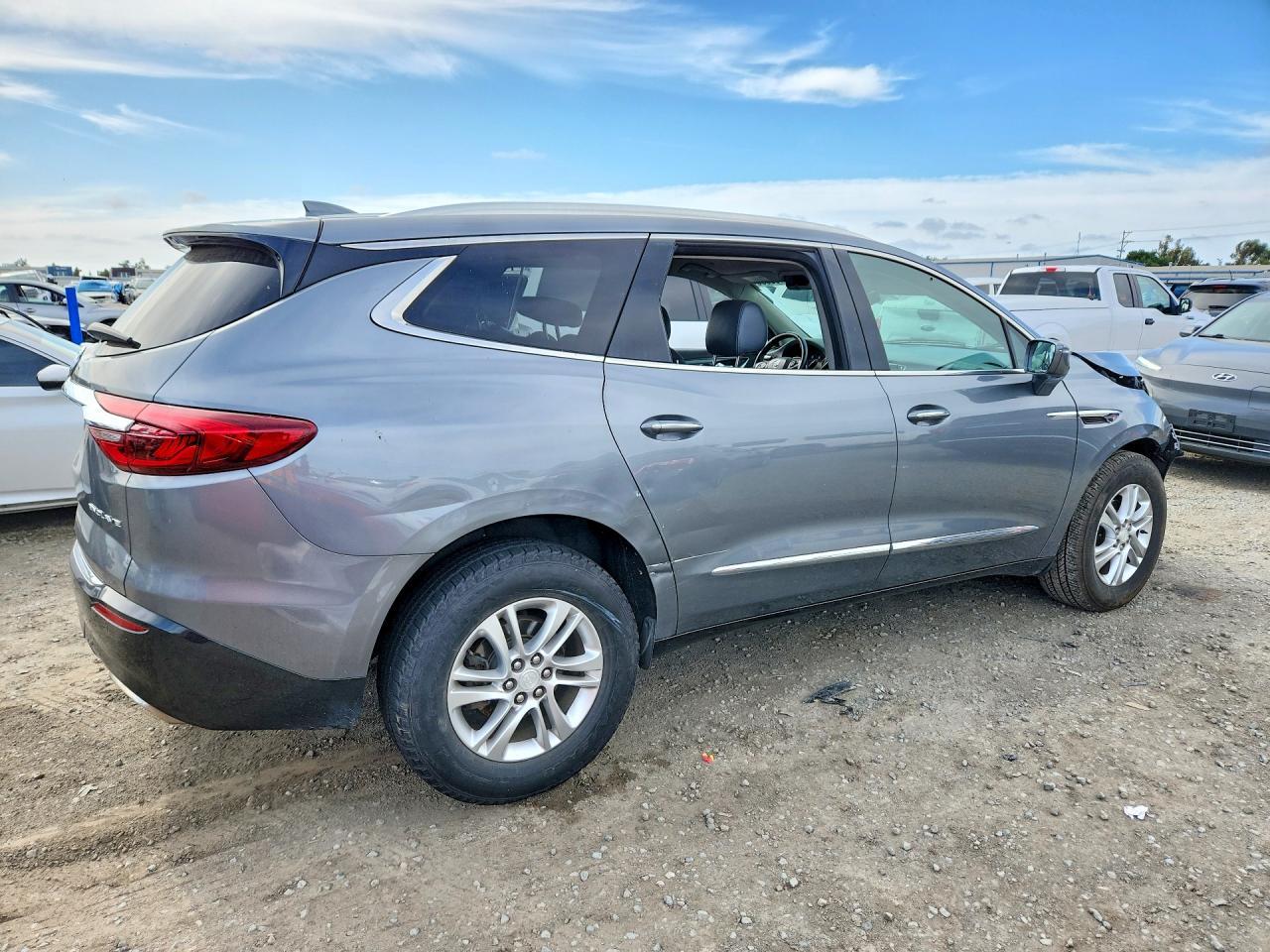 2018 Buick Enclave Essence - Фото 3