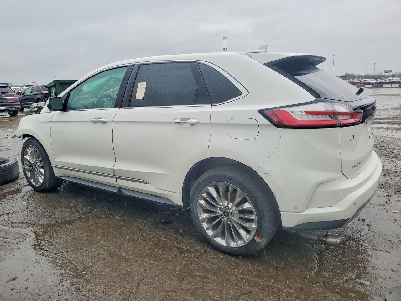 2020 Ford Edge Titanium - Фото 2