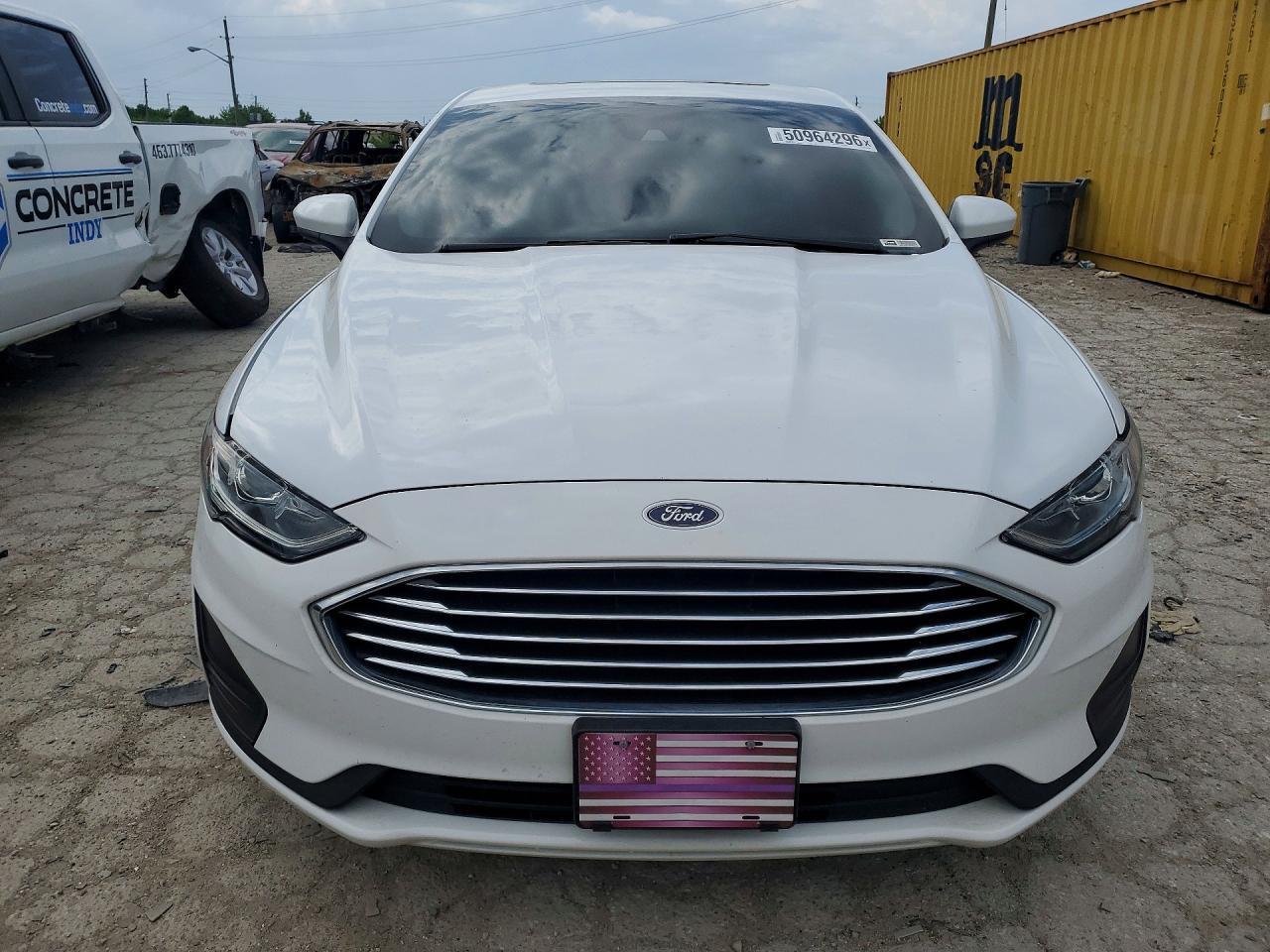 2020 Ford Fusion Se - Фото 5