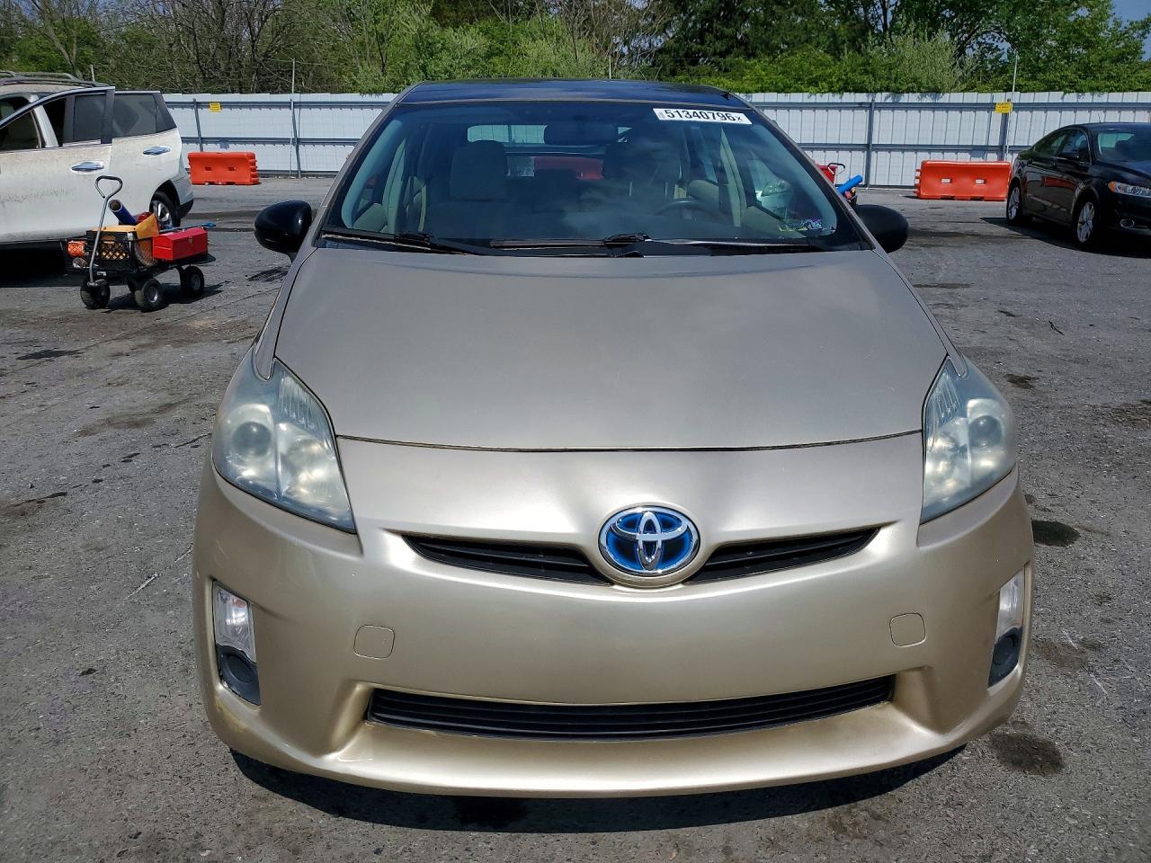 2011 Toyota Prius Three - Фото 5
