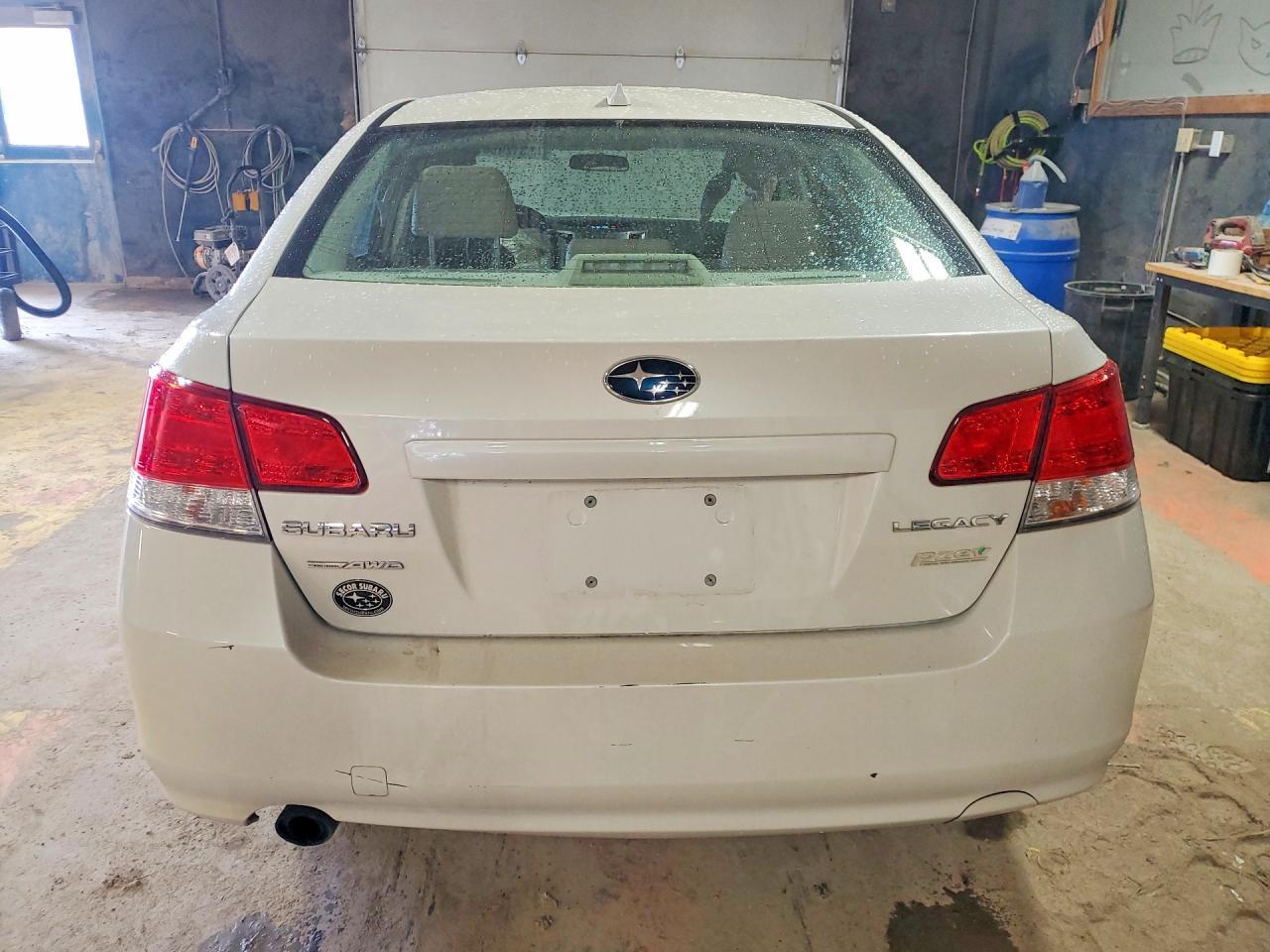 2014 Subaru Legacy 2.5I Premium - Image 6