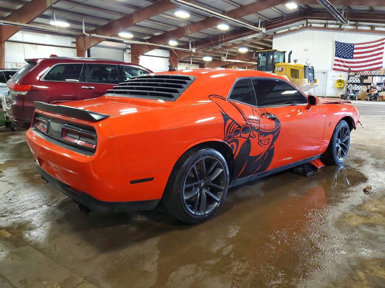 2019 Dodge Challenger R - Image 3