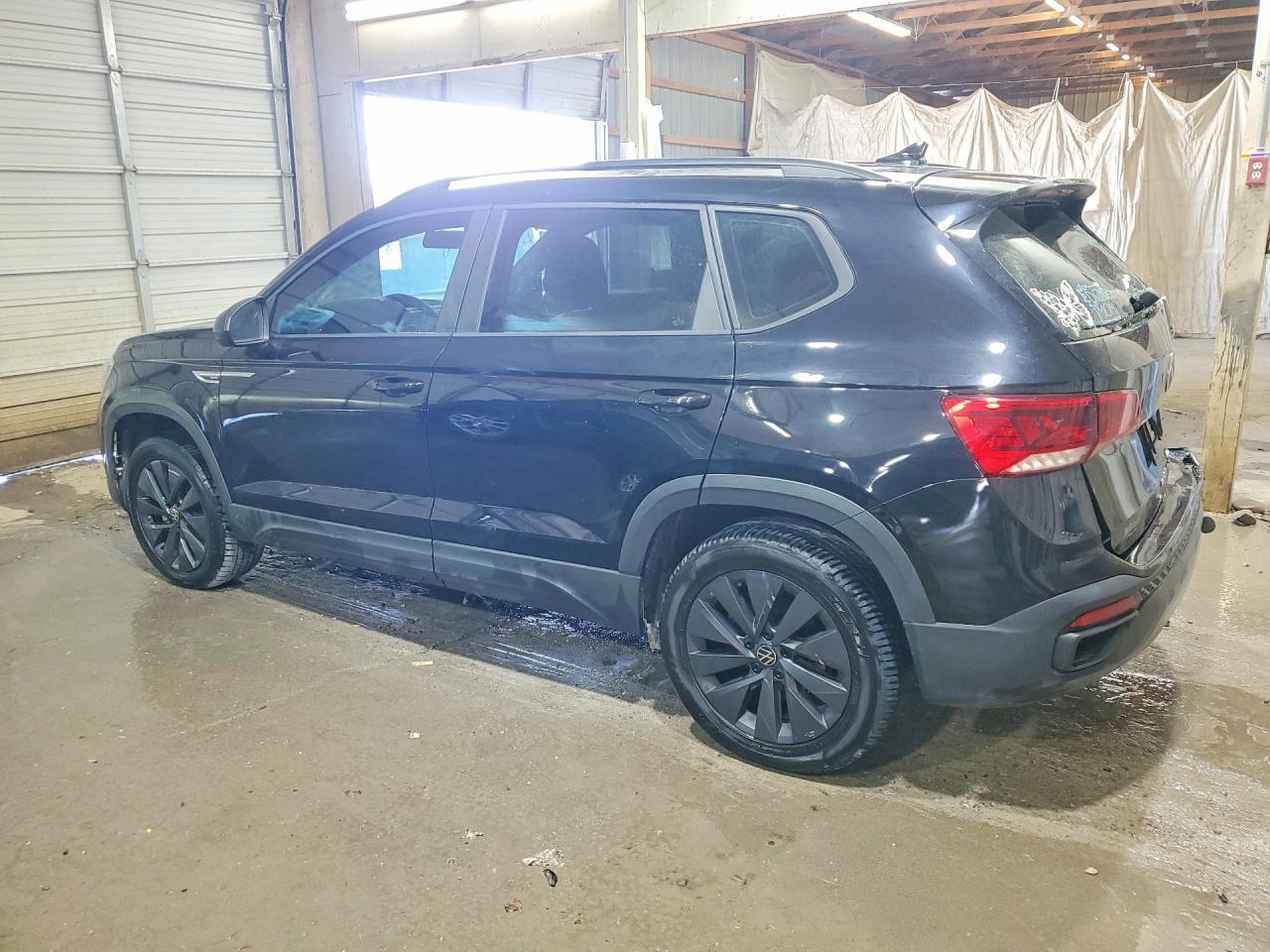 2022 Volkswagen Taos S - Image 2