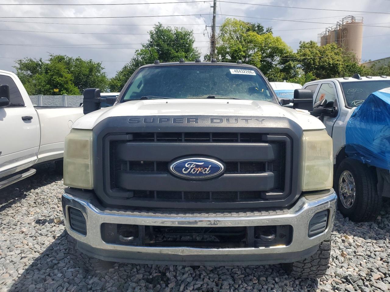 2015 Ford F350 Super Duty - Фото 5