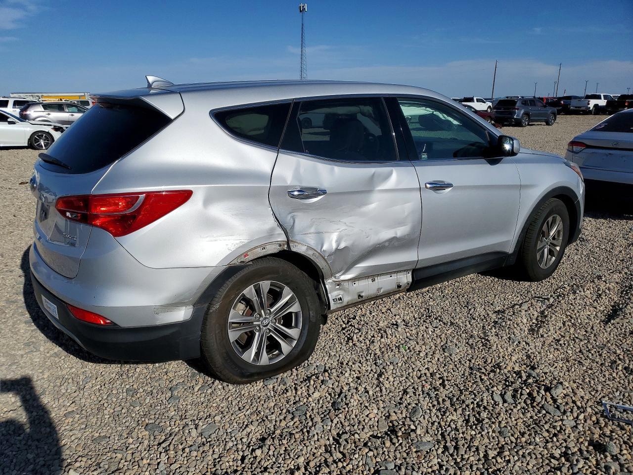 2013 Hyundai Santa Fe Sport 2.4L - Image 3