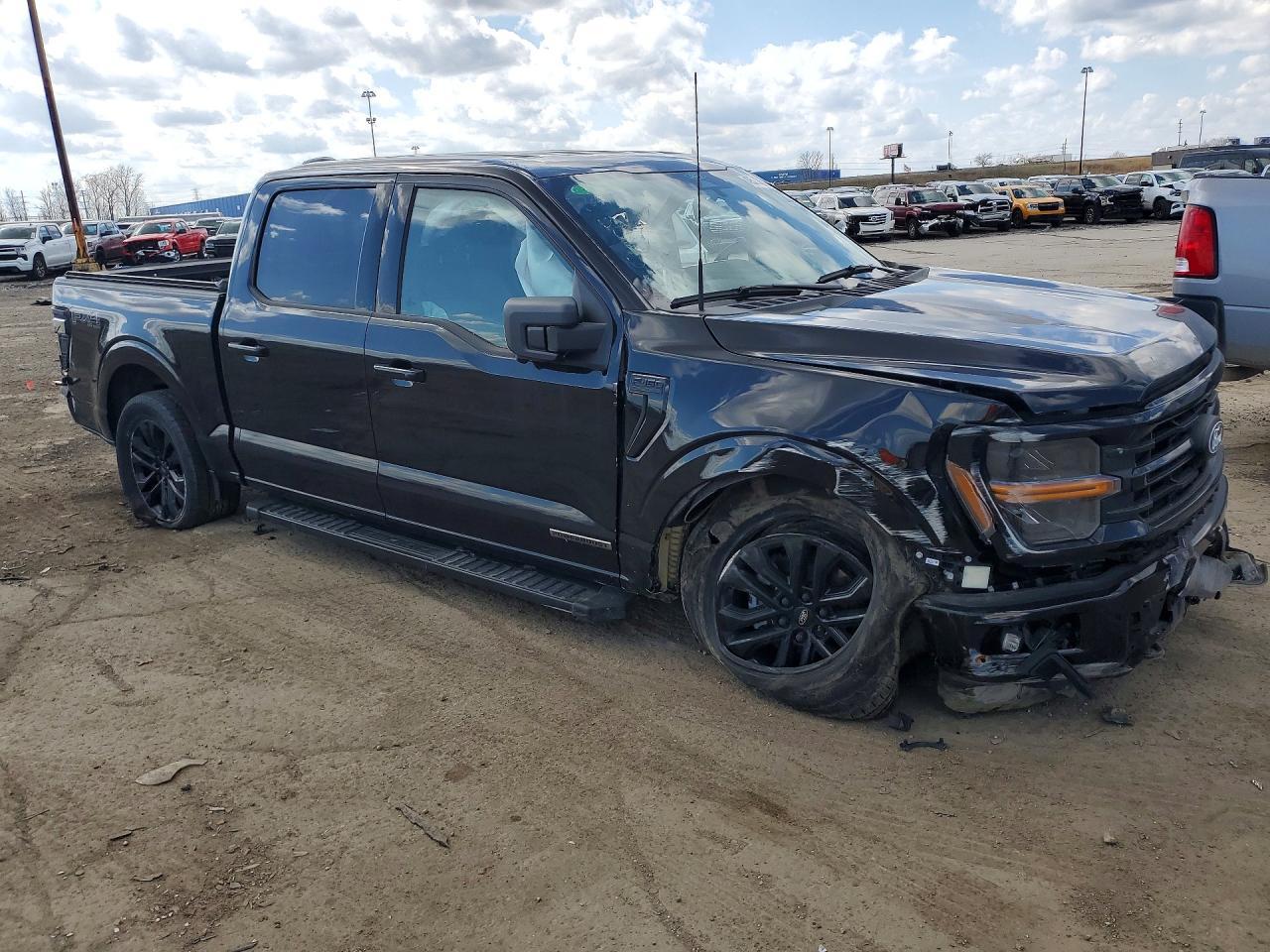 2024 Ford F150 Xlt - Фото 4