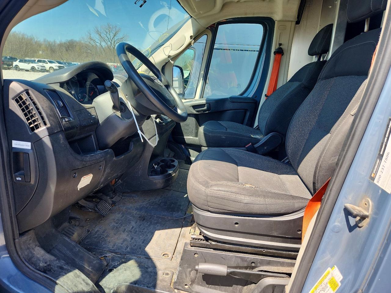 2020 Ram Promaster 3500 Delivery Van - Фото 7