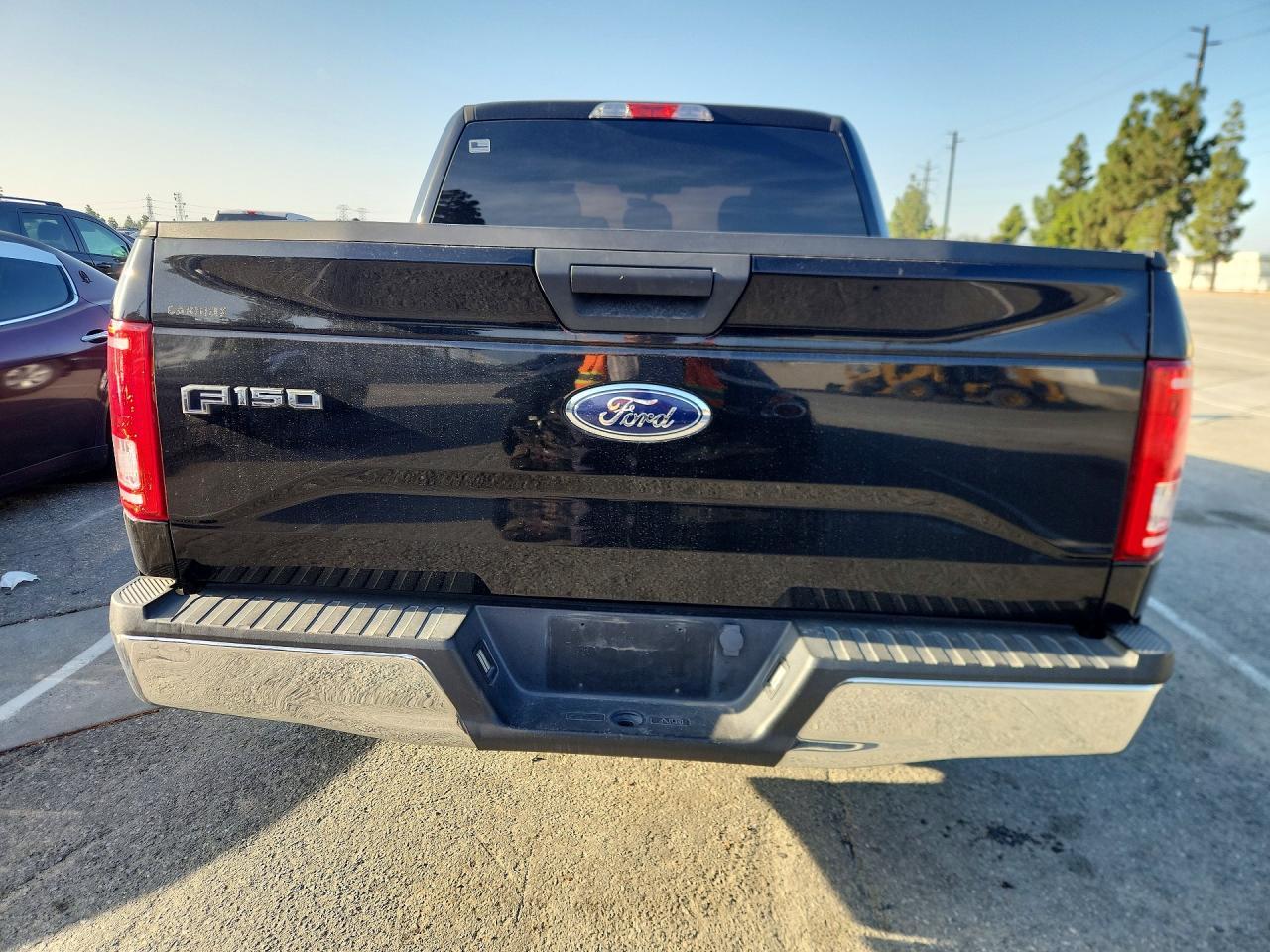2017 Ford F150 Supercrew - Фото 6