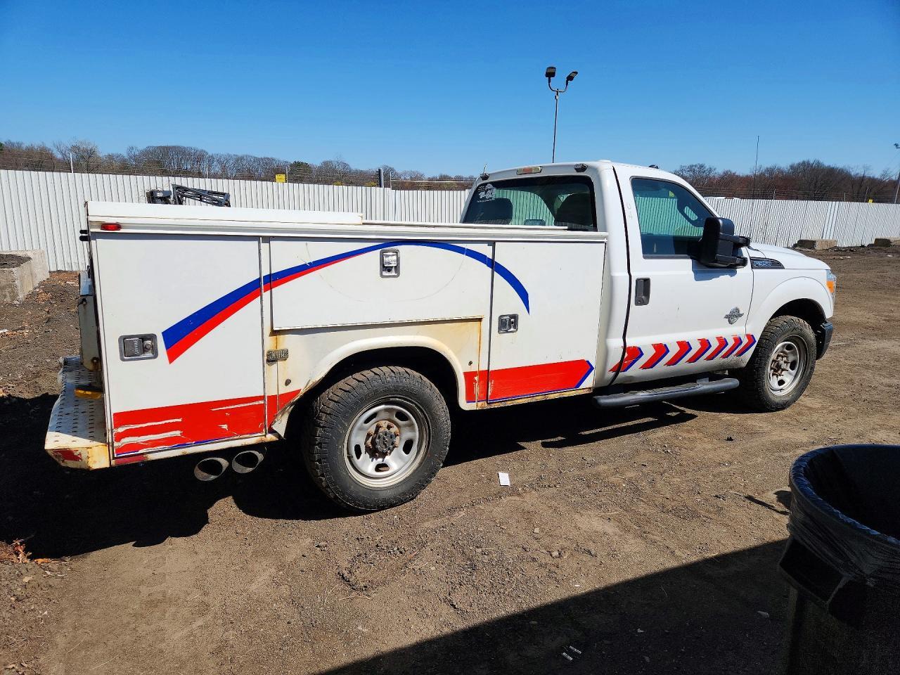 2015 Ford F350 Super Duty - Image 3