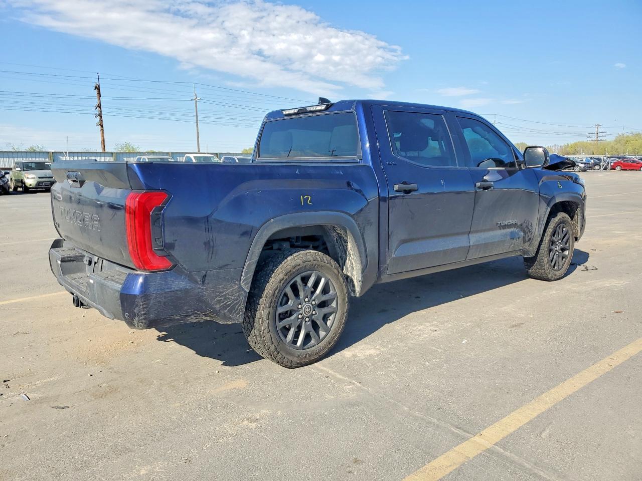 2022 Toyota Tundra Sr5 - Image 3