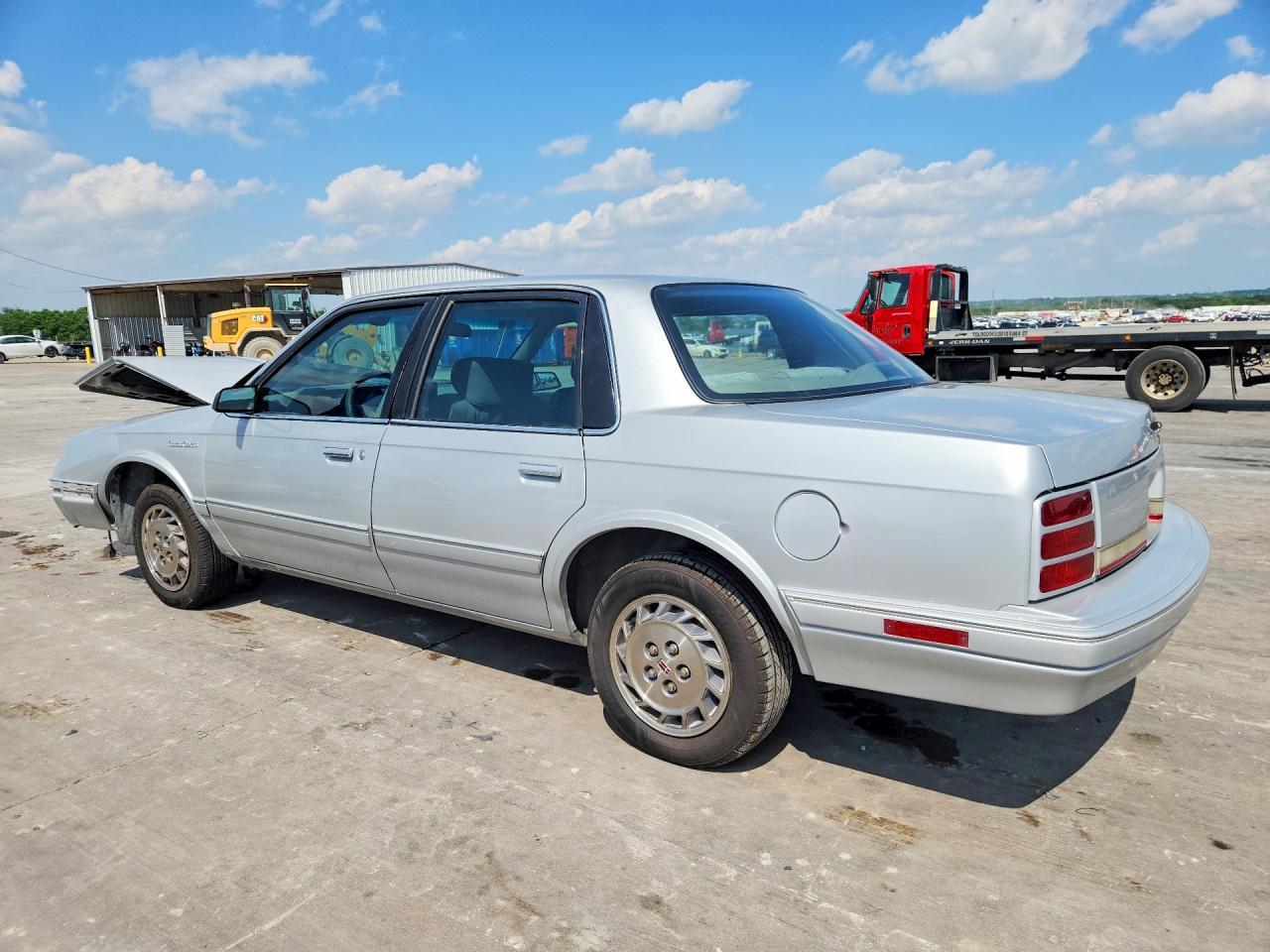 1993 Oldsmobile Cutlass Ciera S - Фото 2