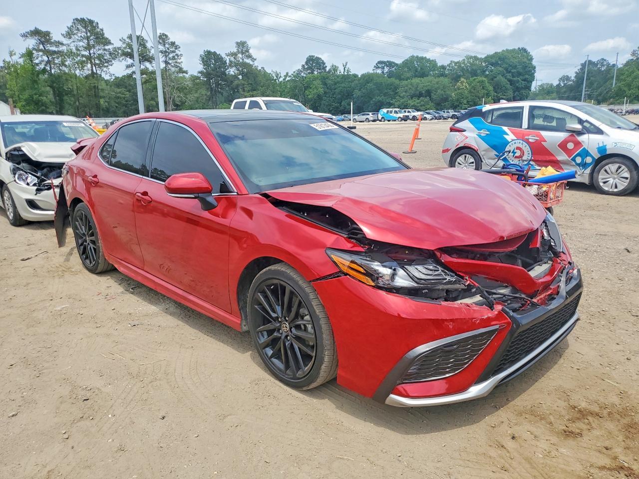 2021 Toyota Camry Xse - Фото 4