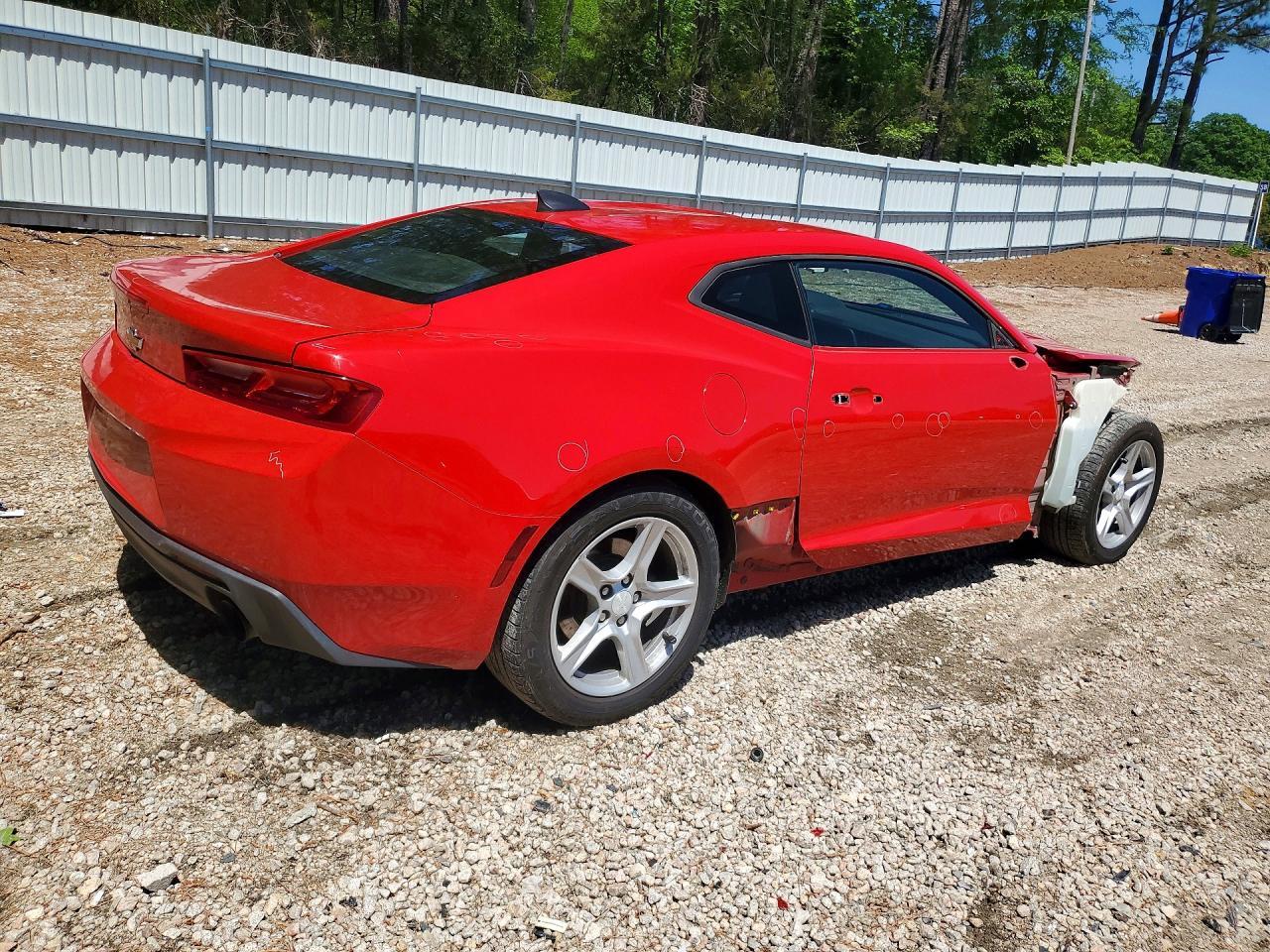 2017 Chevrolet Camaro Lt - Image 3