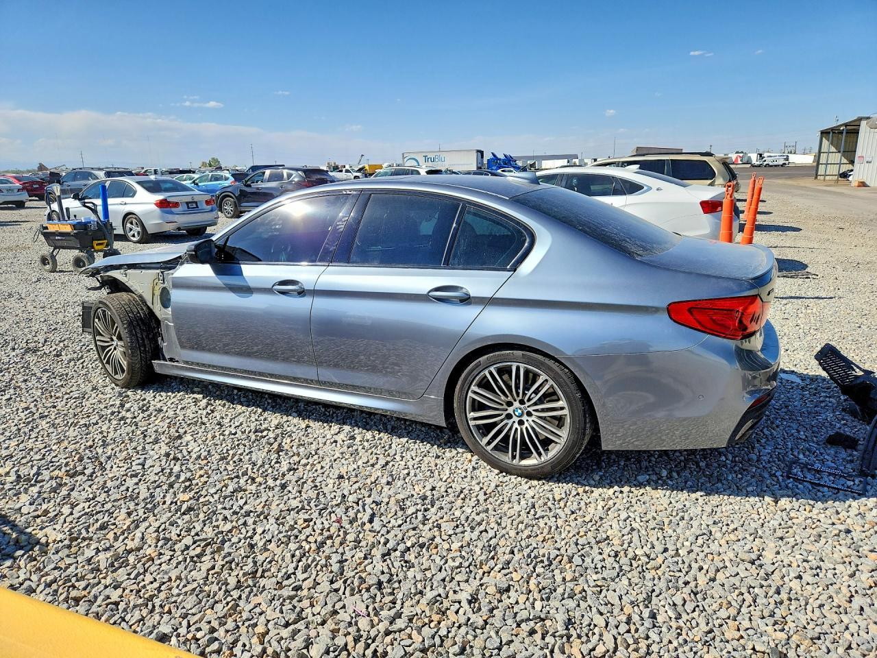 2020 BMW M550Xi - Image 2