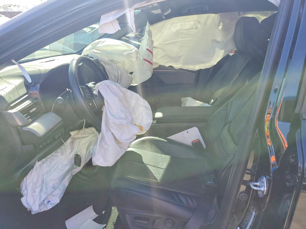 2025 Toyota Camry Se - Image 7