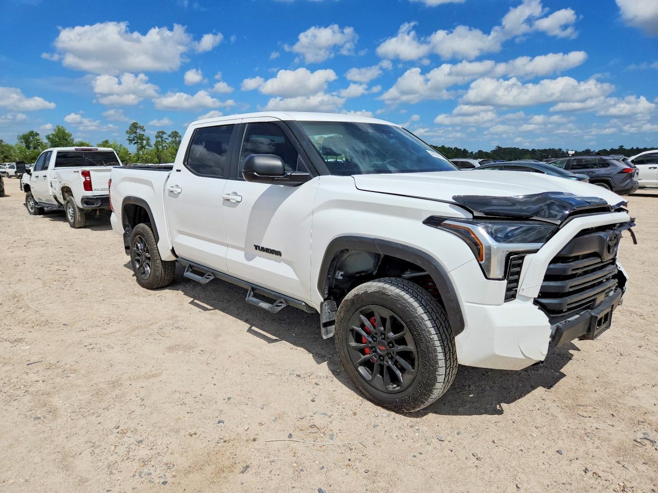 2025 Toyota Tundra Sr5 - Image 4