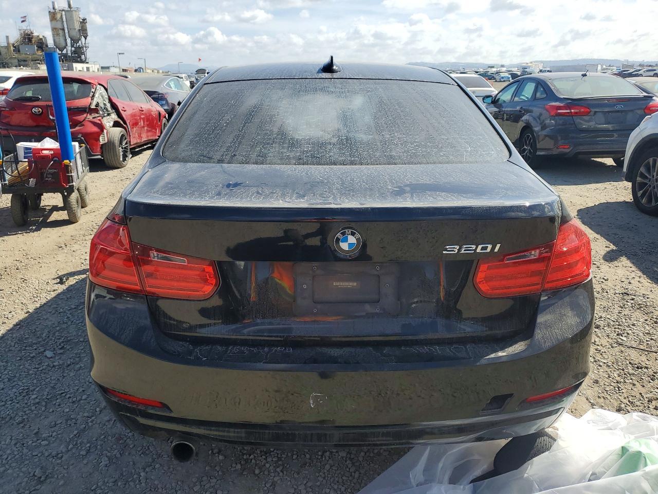 2015 BMW 320I - Image 6