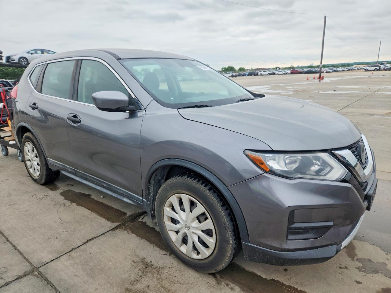 2018 Nissan Rogue S - Фото 4