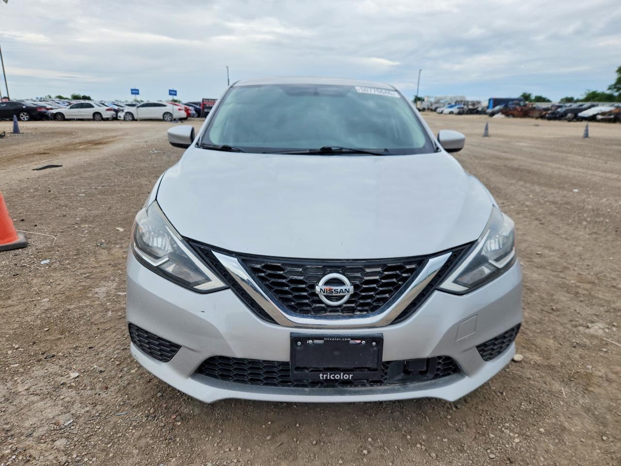 2018 Nissan Sentra Sv - Фото 5