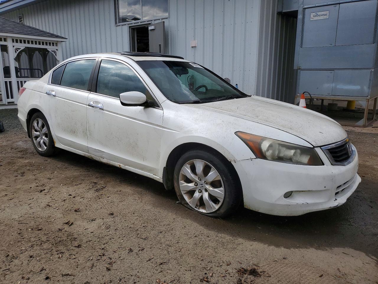 2008 Honda Accord - Image 4