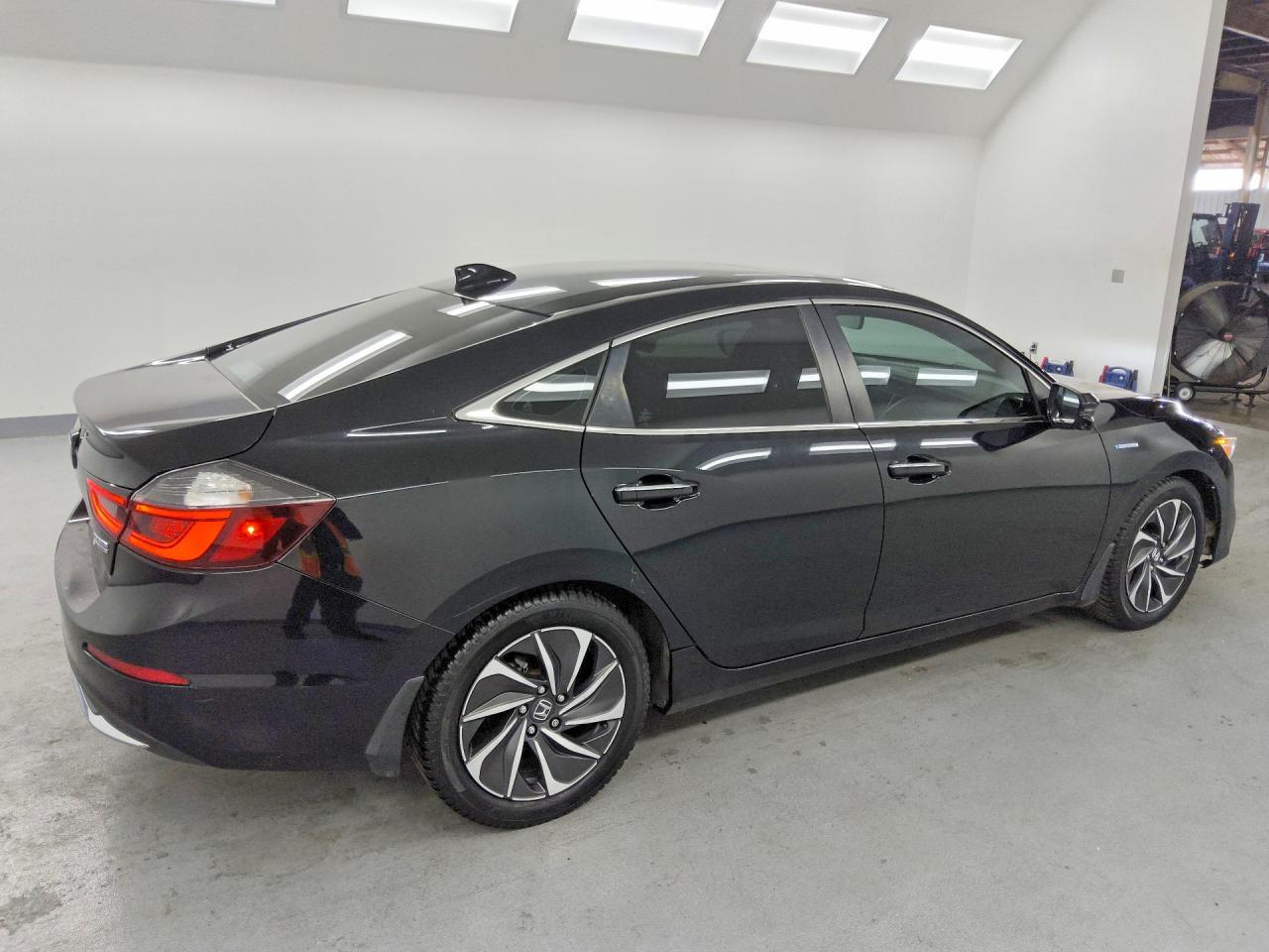 2019 Honda Insight Touring - Image 3
