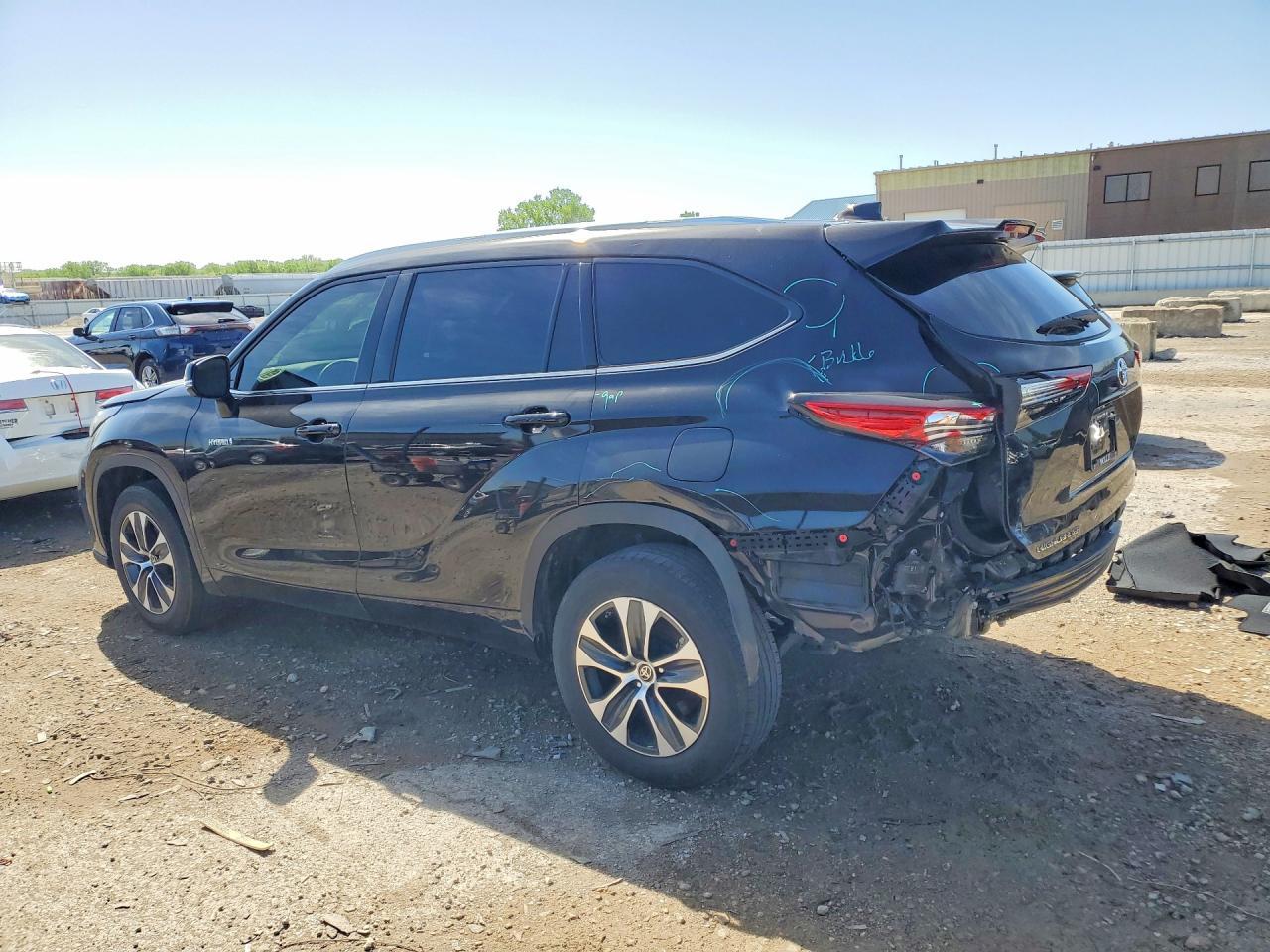 2021 Toyota Highlander Hybrid Xle - Фото 2
