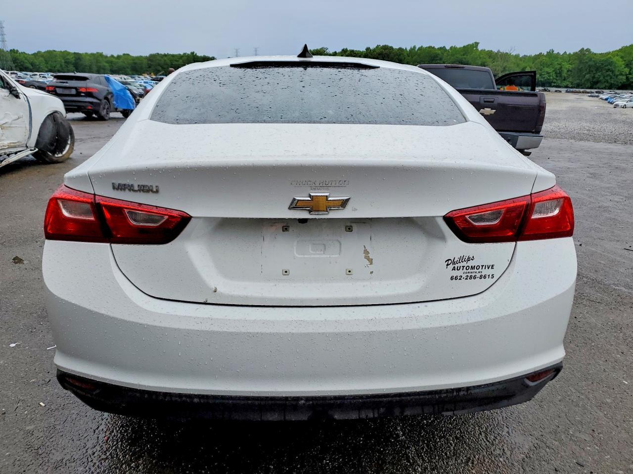 2017 Chevrolet Malibu Ls - Image 6