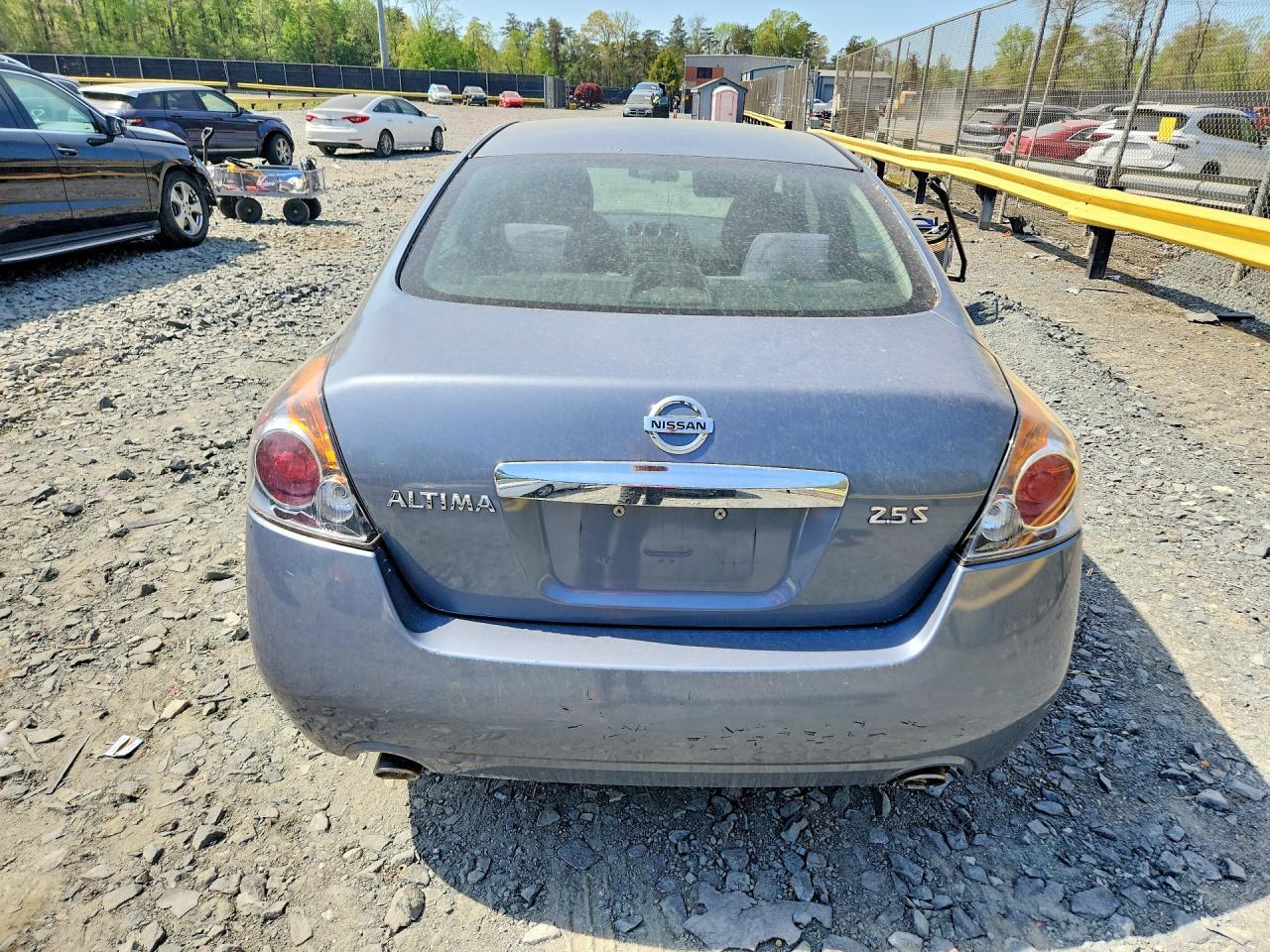 2011 Nissan Altima 2.5 - Фото 6