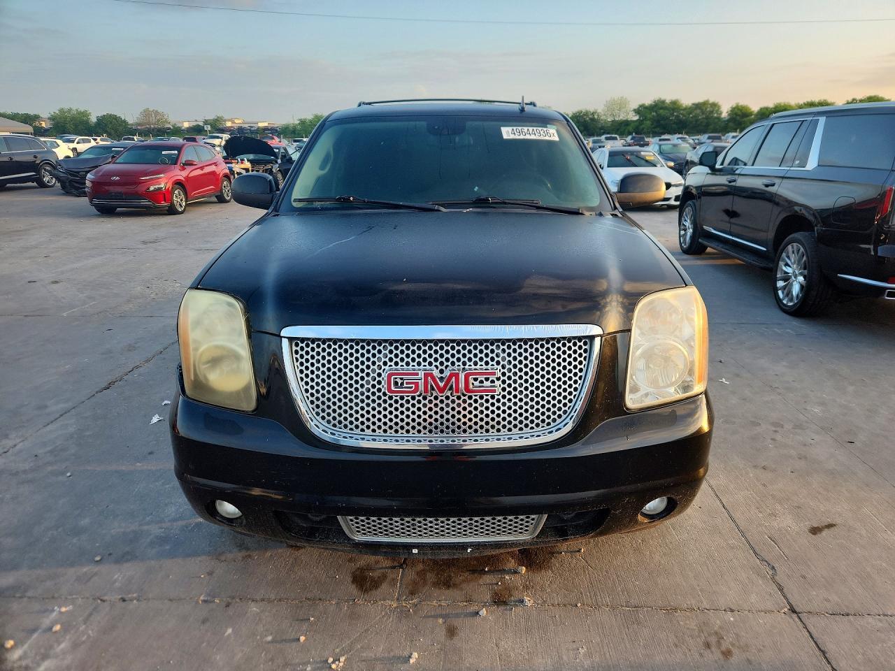 2009 GMC Yukon Denali - Фото 5