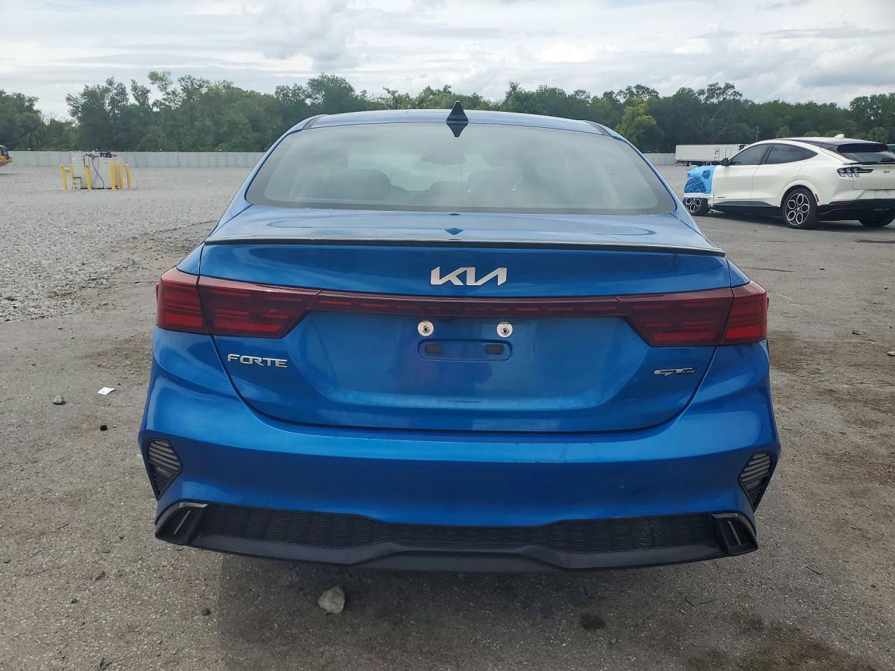 2023 Kia Forte Gt-Line - Фото 6