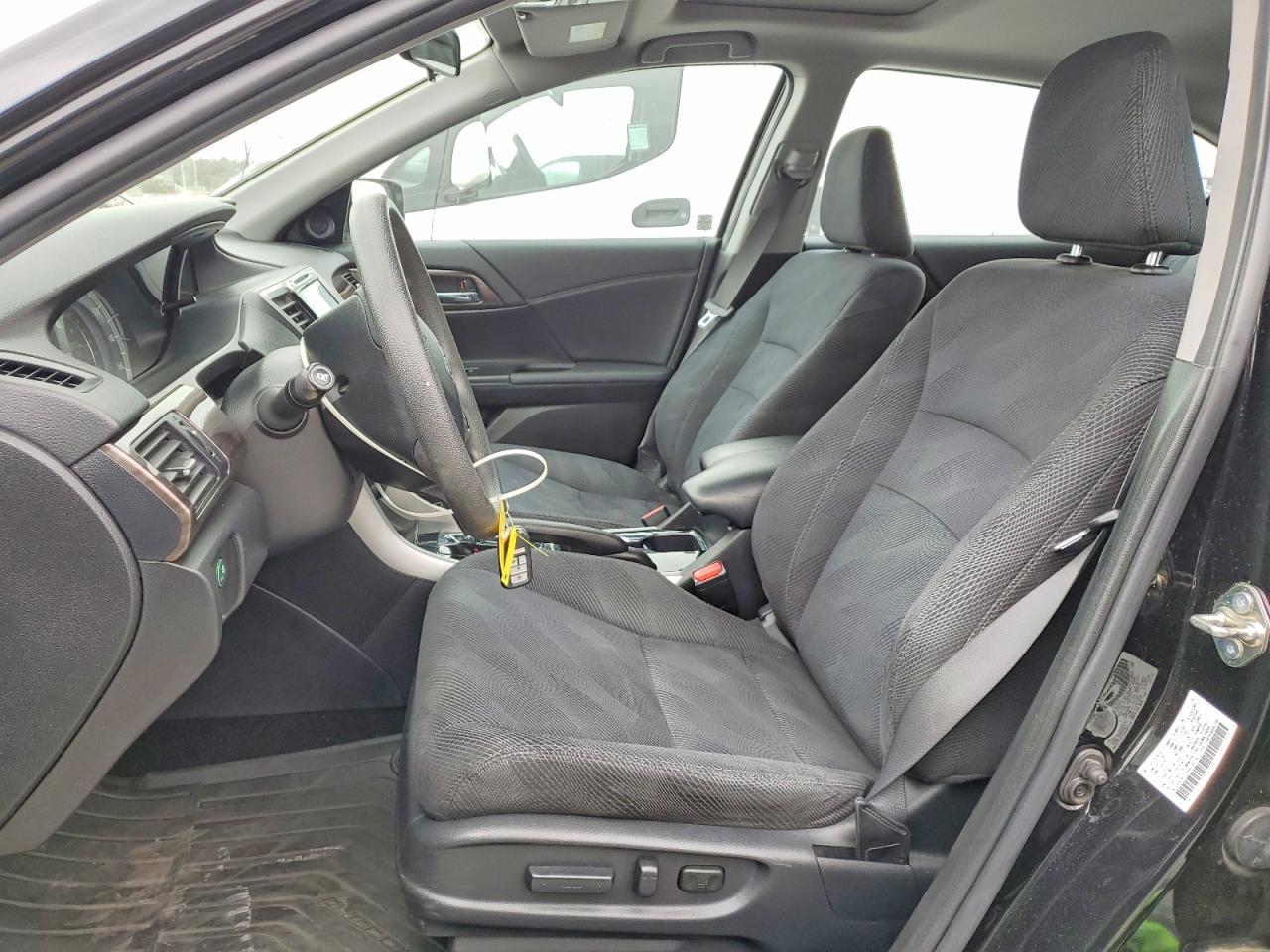 2017 Honda Accord Ex - Image 7