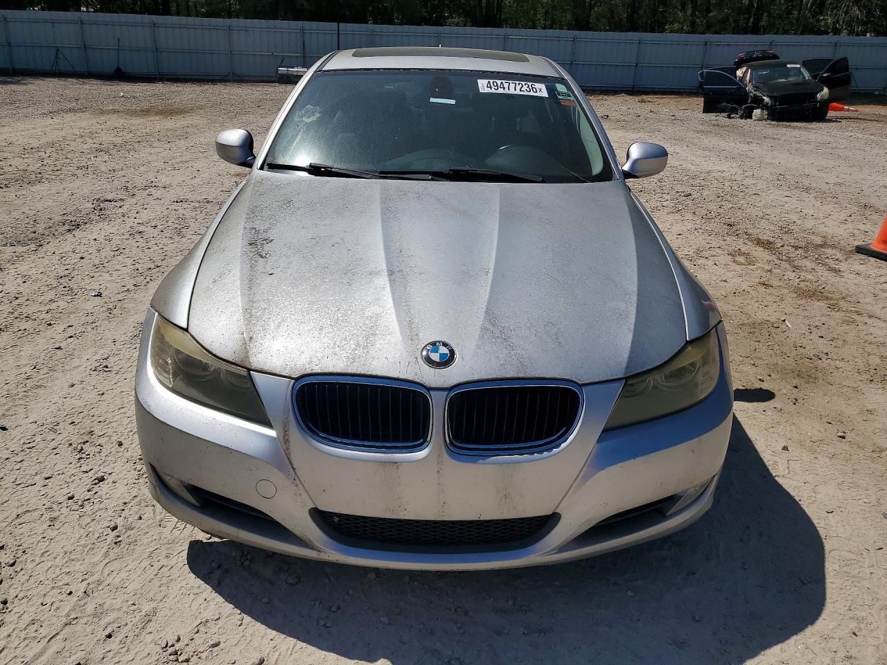 2010 BMW 328 I - Image 5