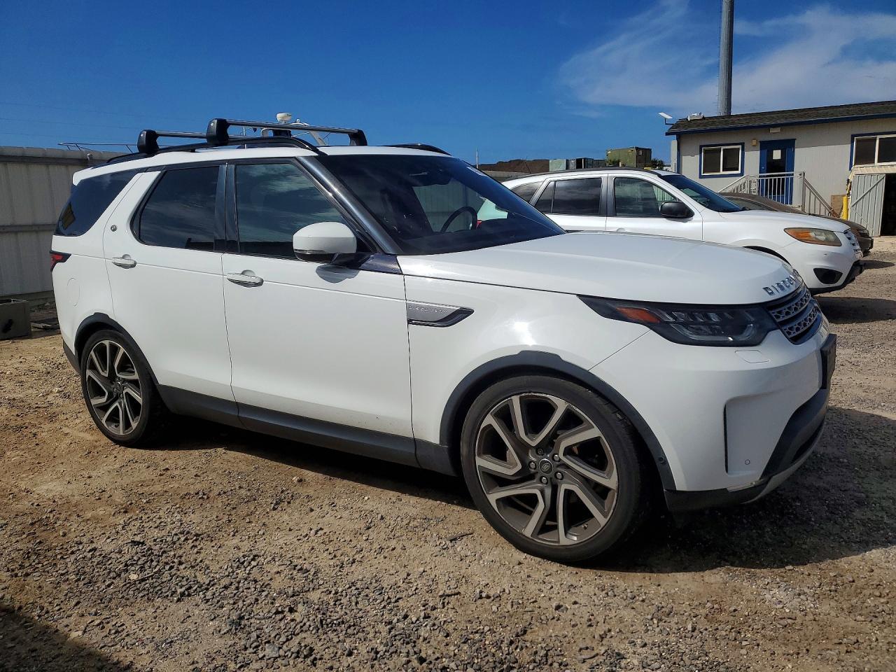 2018 Lndr Discovery Hse Luxury - Фото 4