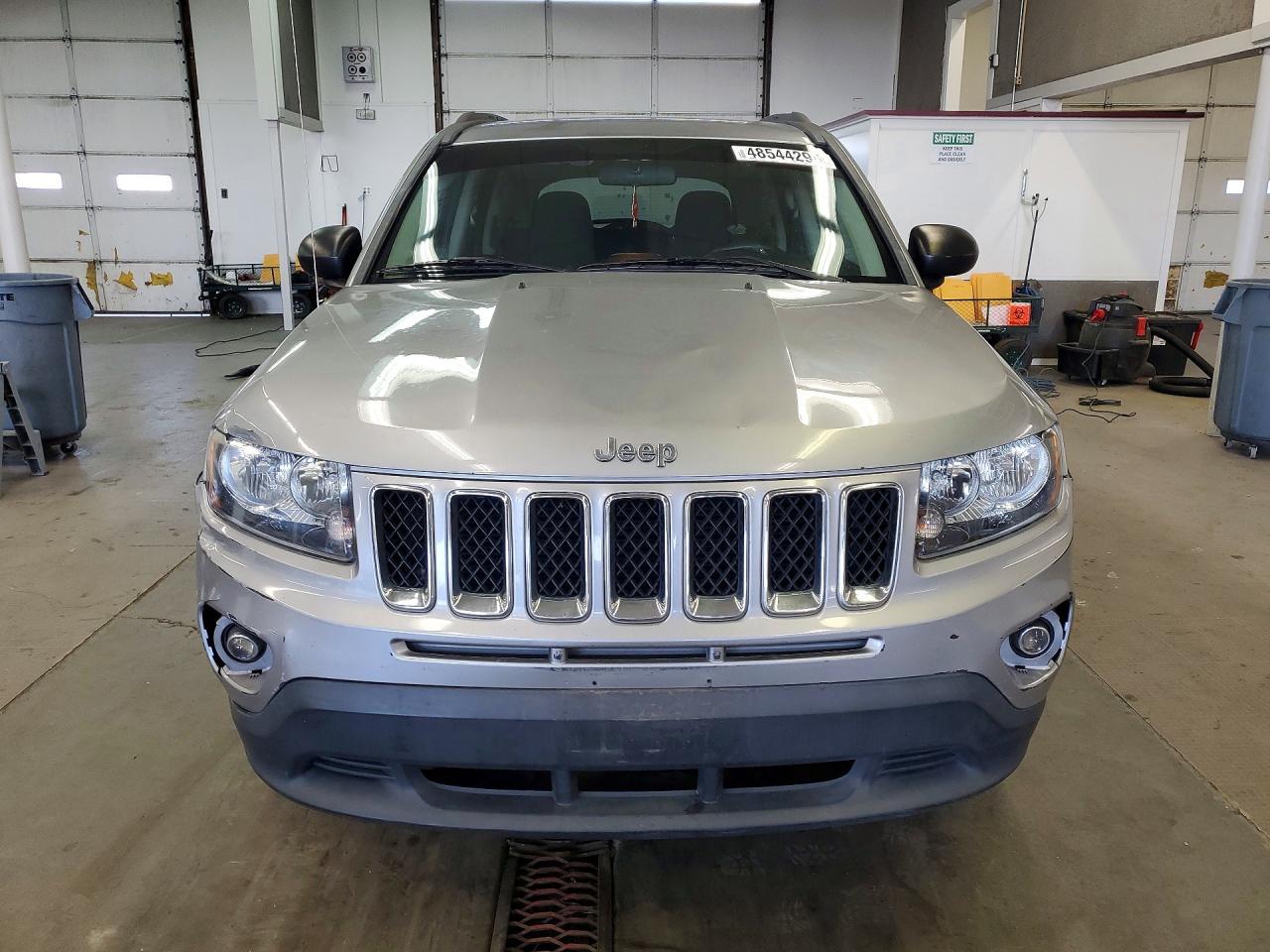 2015 Jeep Compass Sport - Фото 5