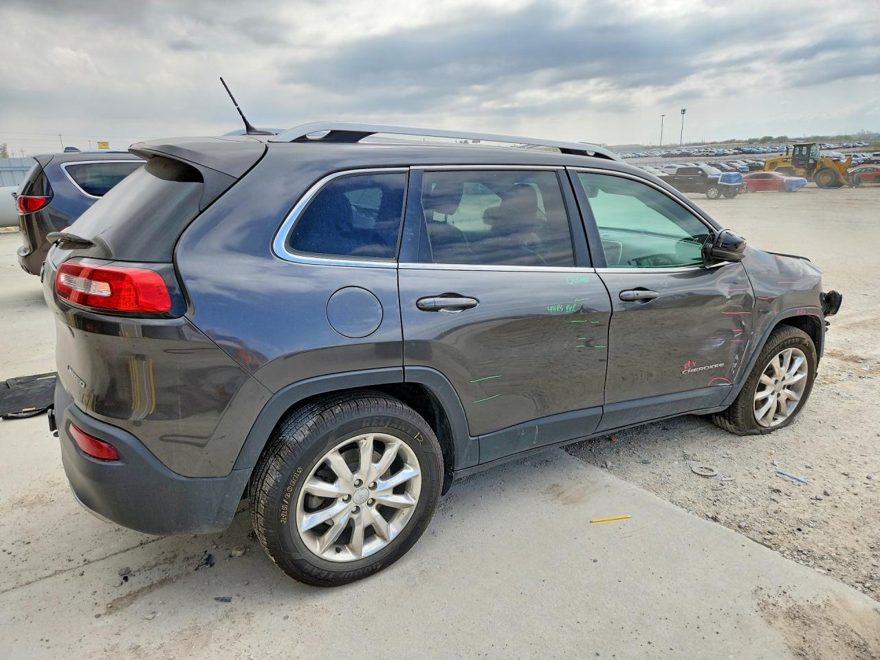 2015 Jeep Cherokee Limited - Image 3