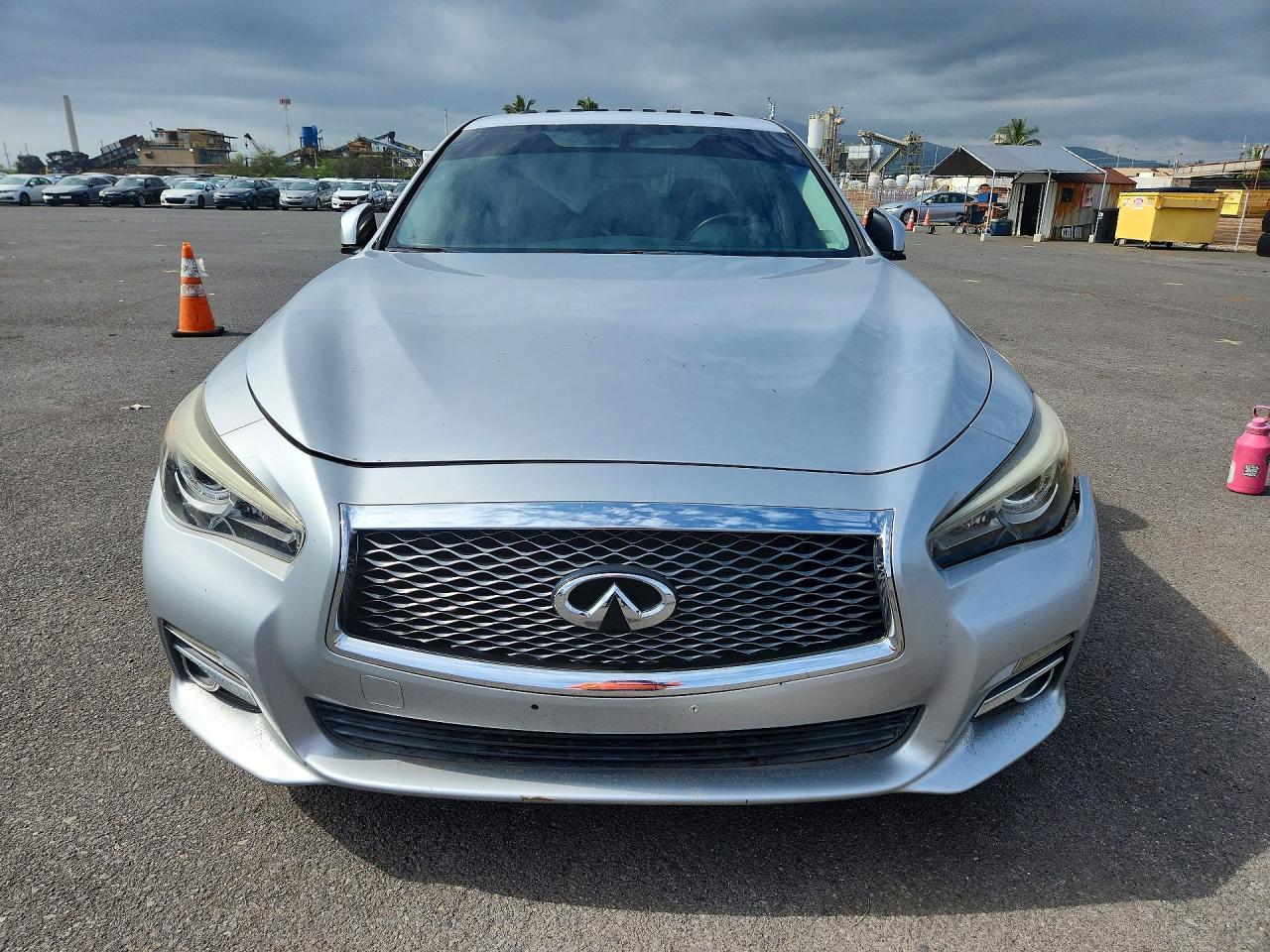 2014 Infiniti Q50 Premium - Image 5