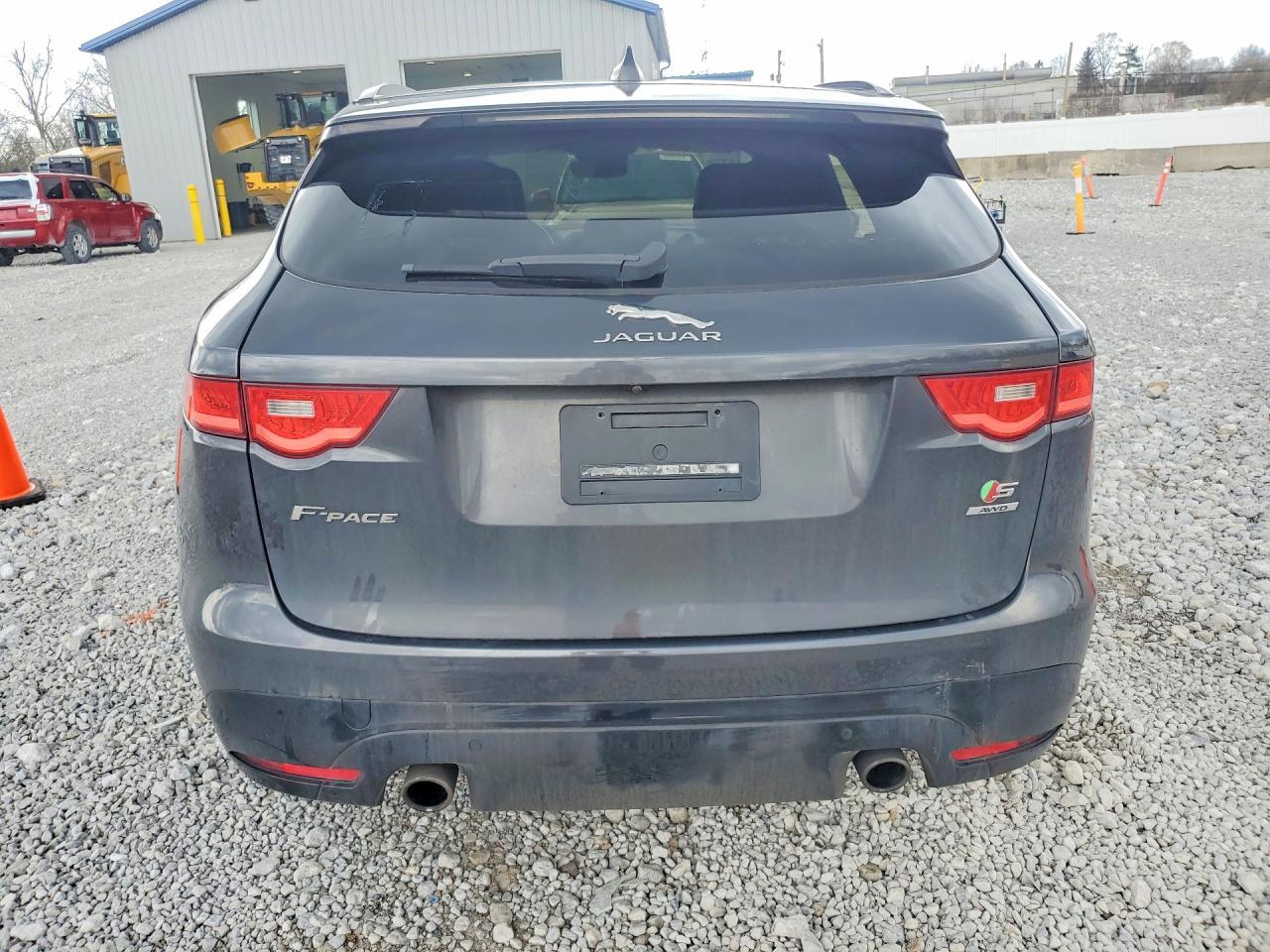 2020 Jaguar F-Pace S - Image 6