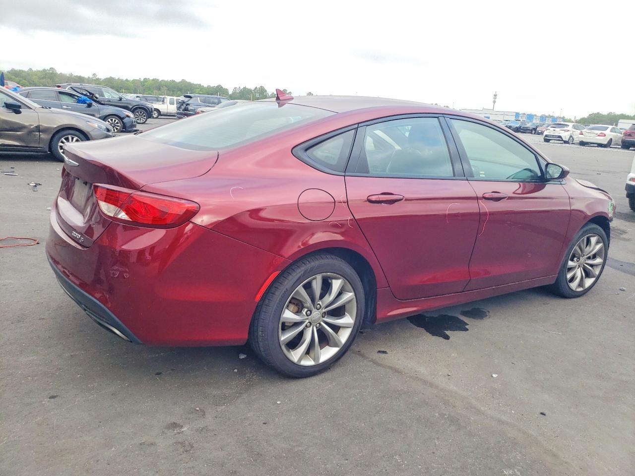 2016 Chrysler 200 S - Фото 3