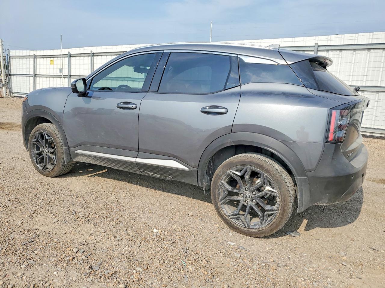 2025 Nissan Kicks Sr - Фото 2