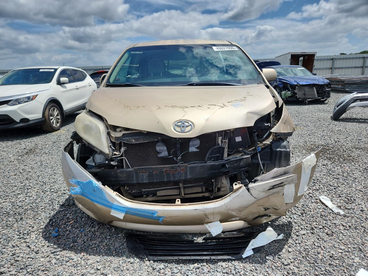 2012 Toyota Sienna Le - Image 5