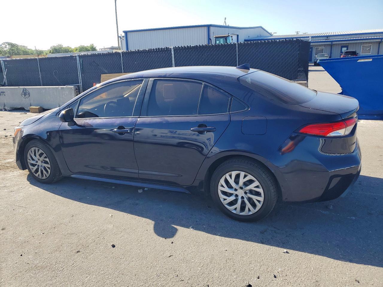 2020 Toyota Corolla Le - Image 2