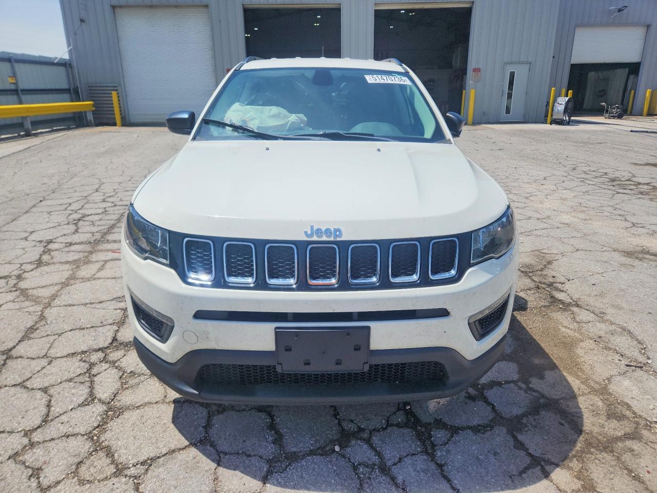 2017 Jeep Compass Sport - Фото 5