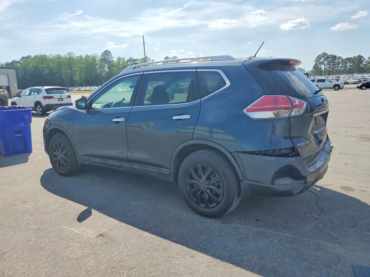2016 Nissan Rogue S - Фото 2
