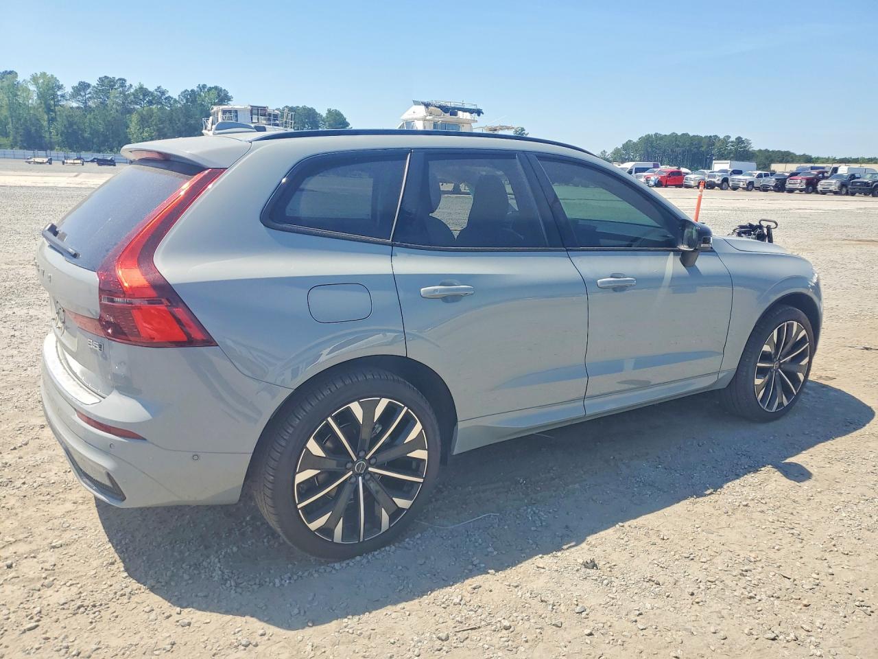 2026 Volvo Xc60 Ultra - Фото 3