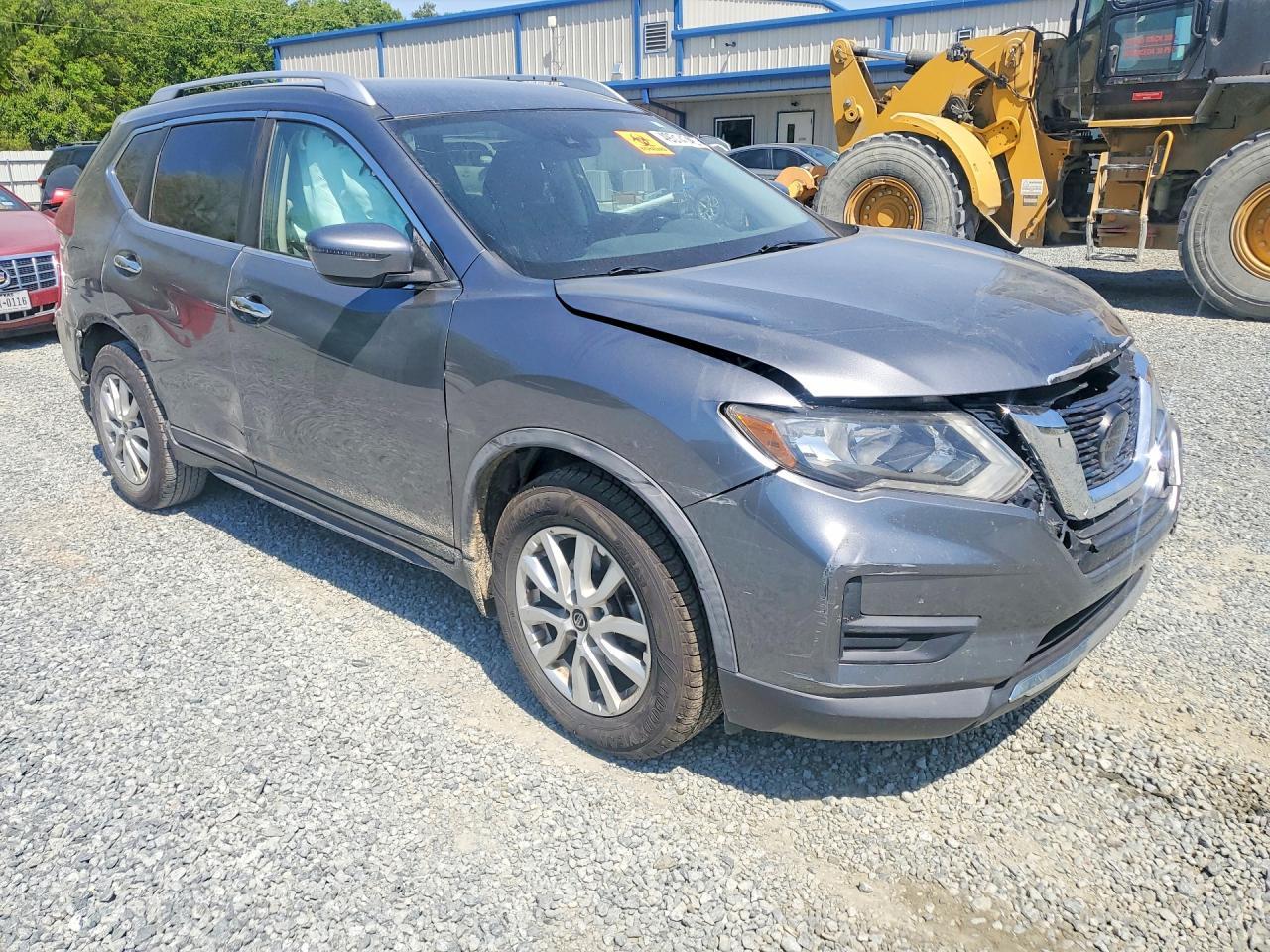 2020 Nissan Rogue Sv - Фото 4